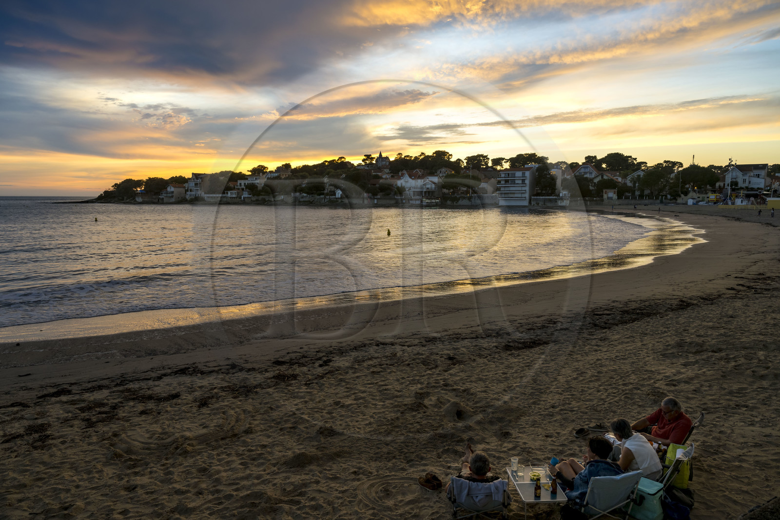 France, Charente-Maritime (17), région de Royan, Saint-Palais-sur-Mer, la plage du Bureau dans la conche de Saint-Palais