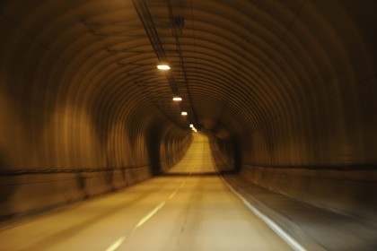 Norvège, Nordland, Iles Lofoten, tunnel de liaison entre l'ile de Vestvagoy et celle de Flakstadoy