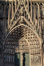 France, Bas-Rhin (67), Strasbourg, vieille ville classée au Patrimoine Mondial de l'UNESCO, la cathédrale Notre-Dame, la façade occidentale