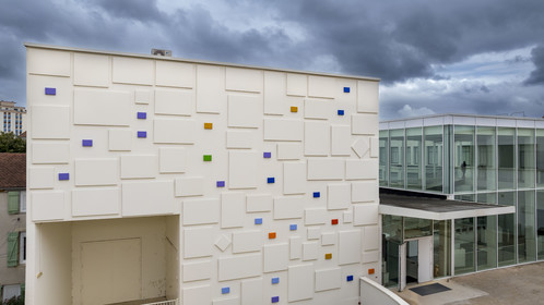France, Côte-d'Or (21), Dijon, le Consortium Museum, centre d'art contemporain ouvert en 2011 conçu par les architectes Shigeru Ban et Jean de Gastines