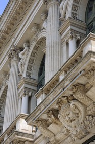 France, Hérault (34), Sète, détail de la façade du Théatre Molière