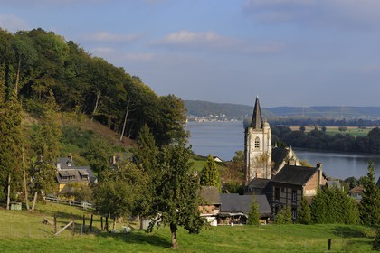 France, Seine-Maritime (76), Villequier et la Seine où se noya Léopoldine Hugo en 1843