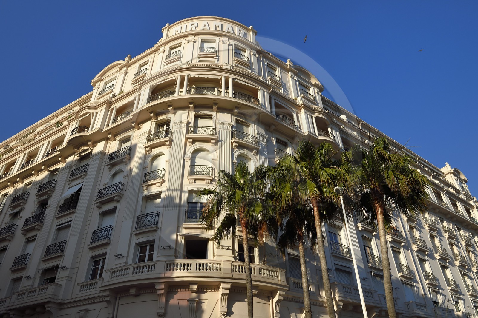 France, Alpes-Maritimes (06), Cannes, façade de l'ancien palace le Miramar