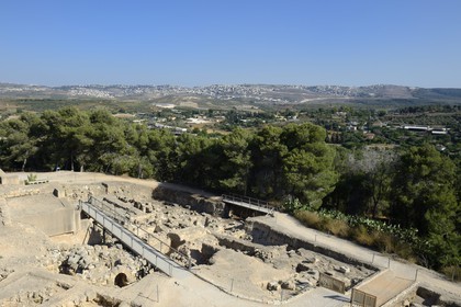 Israel, district du nord, Galilée, Nazareth, Zippori (Tzippori ou Sepphoris) National Park, les fouilles et la ville de Nazareth en arrière plan