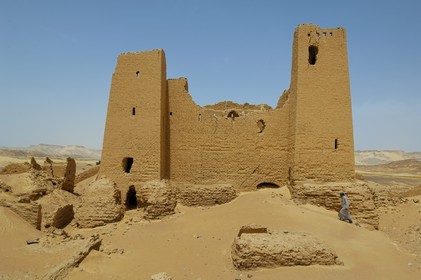 Egypte, Haute-Egypte, désert libyque, forteresse de Umm el-Dabadib au nord-est de Kharga