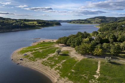 France, Nievre, Regional Natural Park of Morvan, Chaumard, Pannecière lake, fishermen on the shore (aerial view)