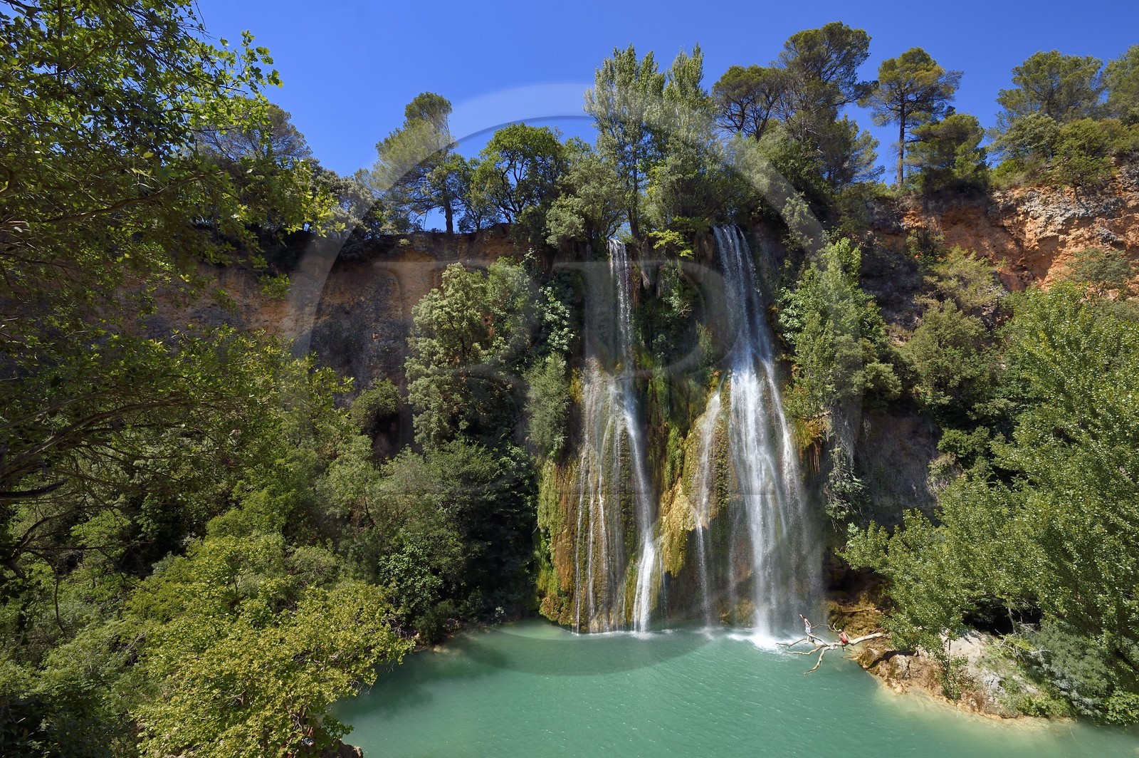 France, Var (83), Provence Verte, parc naturel régional du Verdon, cascade de Sillans, rivière de la Bresque