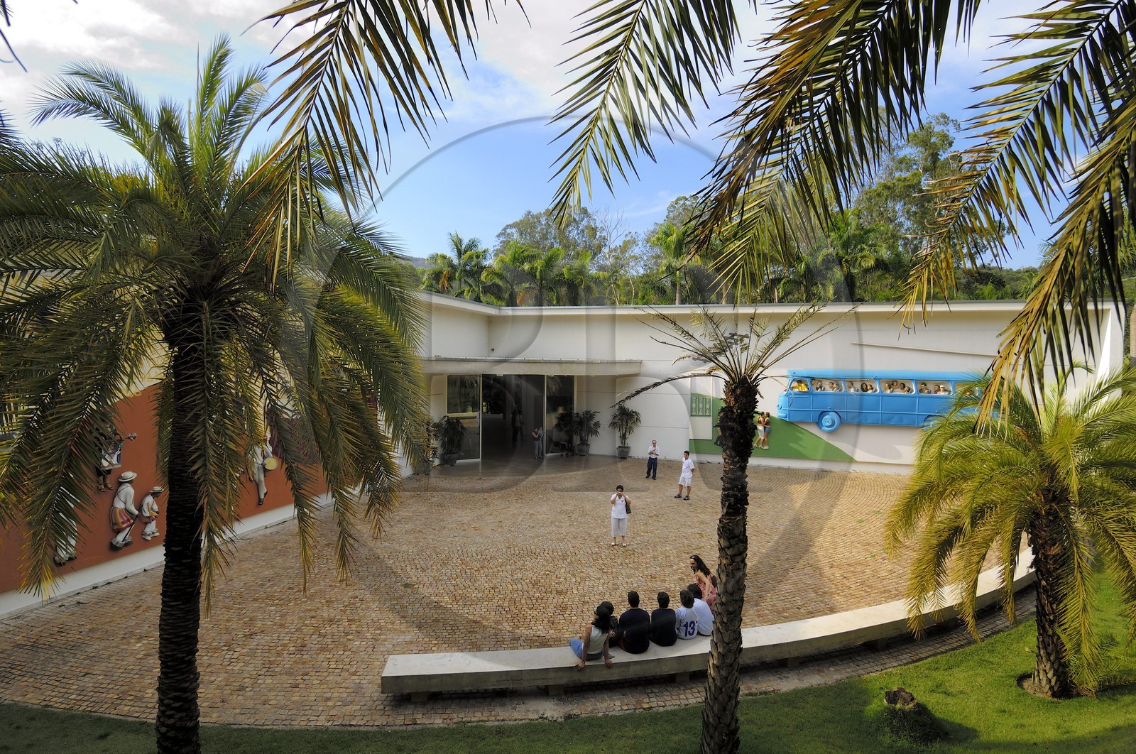 Brésil, Etat du Minas Gerais, région de Belo Horizonte, Brumadinho, centre d'art contemporain Inhotim, Galeria Praça