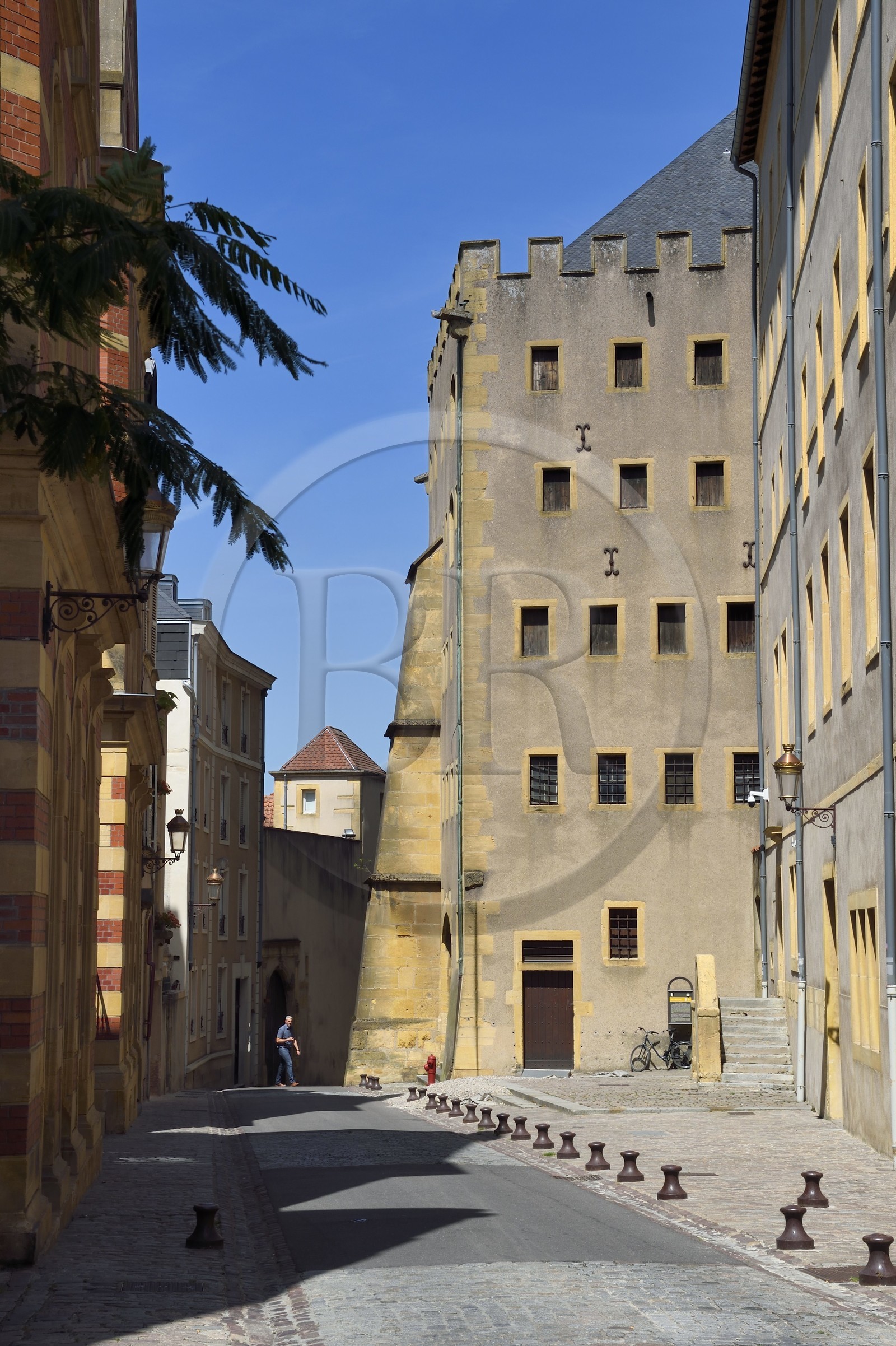 France, Moselle (57), Metz, quartier Sainte Croix, grenier de Chèvremont, grenier municipal construit en 1457 et surmonté de créneaux