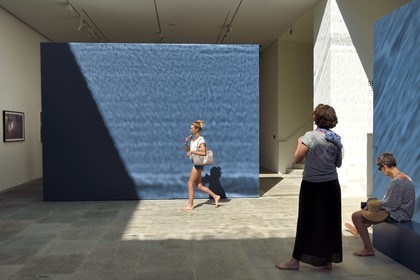 France, Var (83), Iles d'Hyères, parc national de Port Cros, Ile de Porquerolles, la Fondation Carmignac, jeux de transparence d'eau et d'ombres