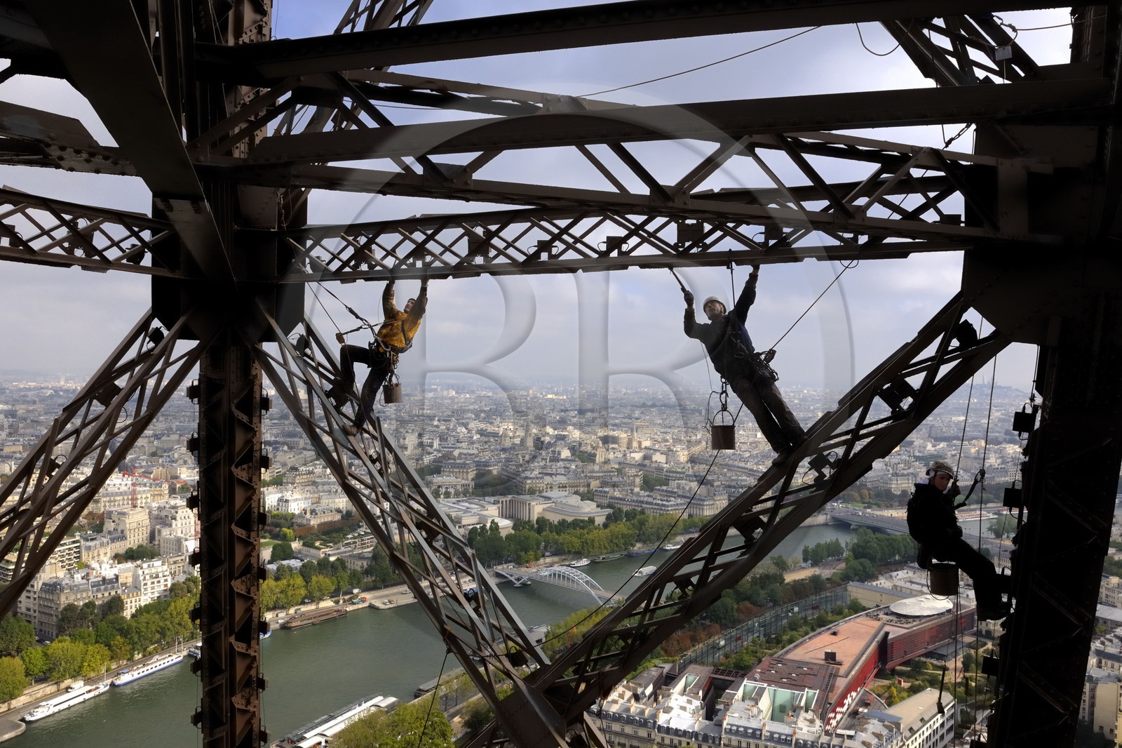 France, Paris (75), peintres de la Tour Eiffel