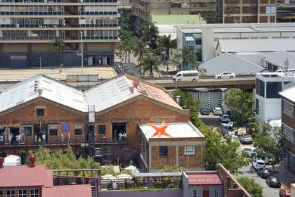 Afrique du Sud, province de Gauteng, Johannesburg, quartier de Maboneng, Arts on Main, lieu culturel dans un ancien entrepôt rénové qui a été construit à l'origine en 1911, mélangeant galeries d'art, librairies, restaurants et boutiques à la mode