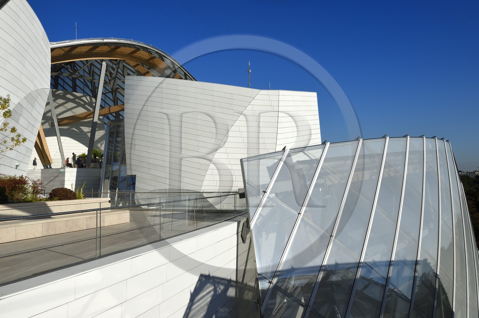 France, Paris (75), la Fondation Louis Vuitton de l'architecte Frank Gehry (Demande d'autorisation nécessaire avant publication)