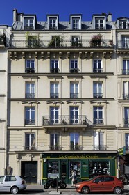 France, Paris (75), immeuble haussmannien de troisieme classe au n° 89 rue de Rome