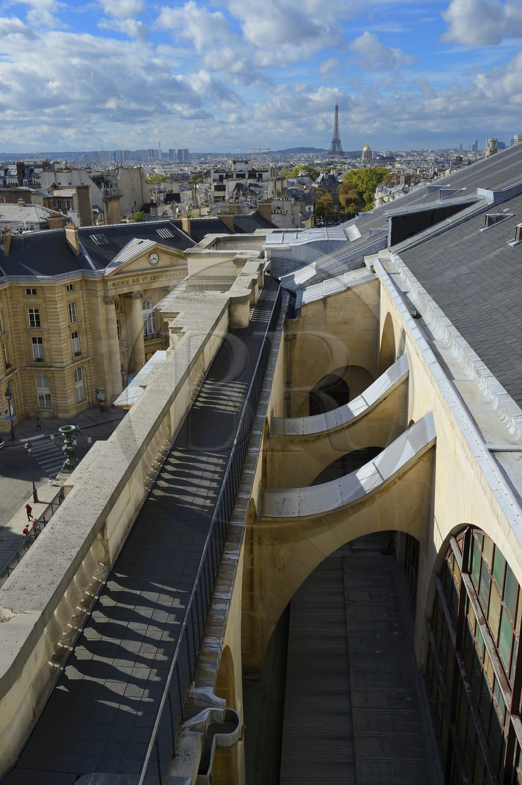 France, Paris (75), le Panthéon, le mur extérieur qui masque les arcs-boutants