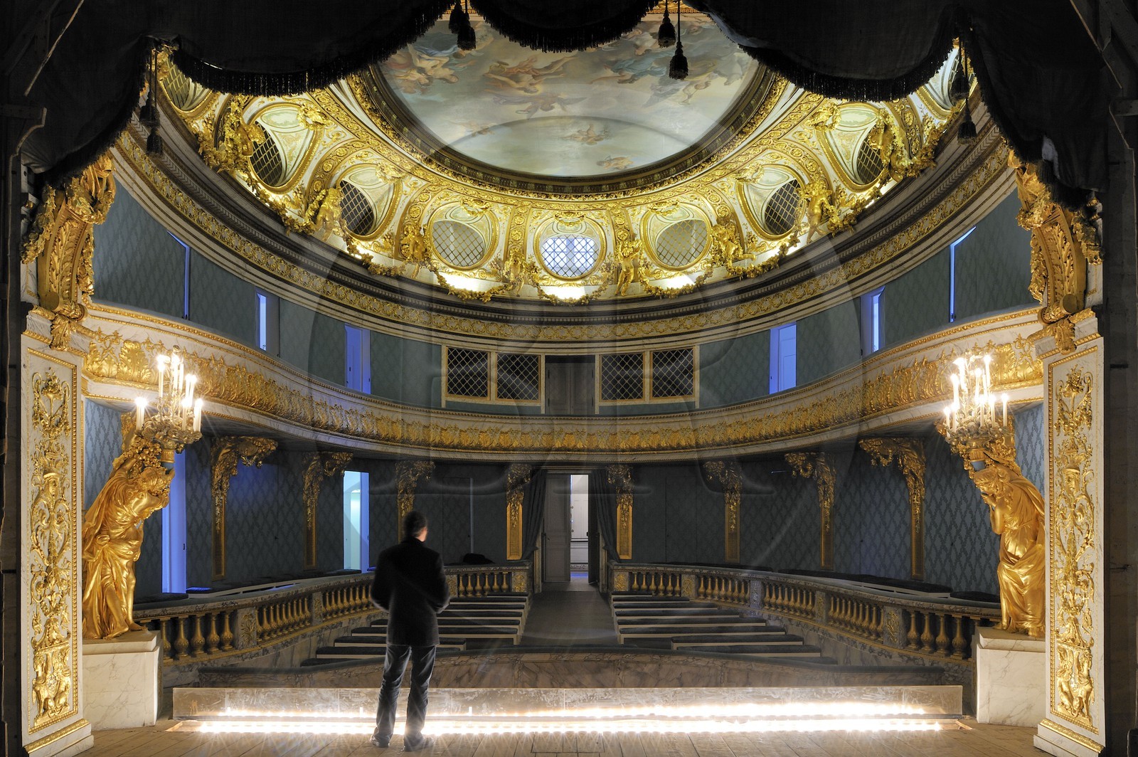 France, Yvelines (78), château de Versailles, classé Patrimoine Mondial de l'UNESCO, le domaine de Marie-Antoinette, le Théâtre de la Reine