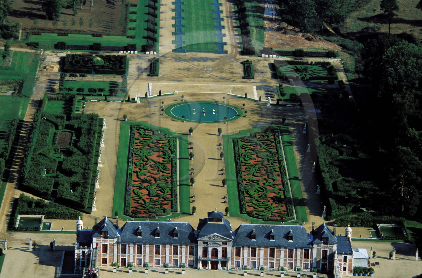 France, Eure (27), Neubourg, Chateau de Champ-de-Bataille, propriété du décorateur Jacques Garcia, (vue aérienne)