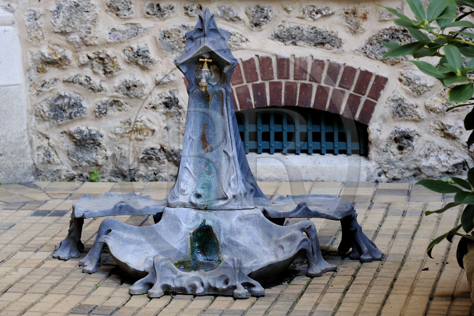 France, Paris (75), le Castel-Beranger, immeuble du 14 rue La Fontaine de style Art Nouveau  par Hector Guimard France, Paris (75), le Castel-Beranger, immeuble du 14 rue La Fontaine de style Art Nouveau  par Hector Guimard