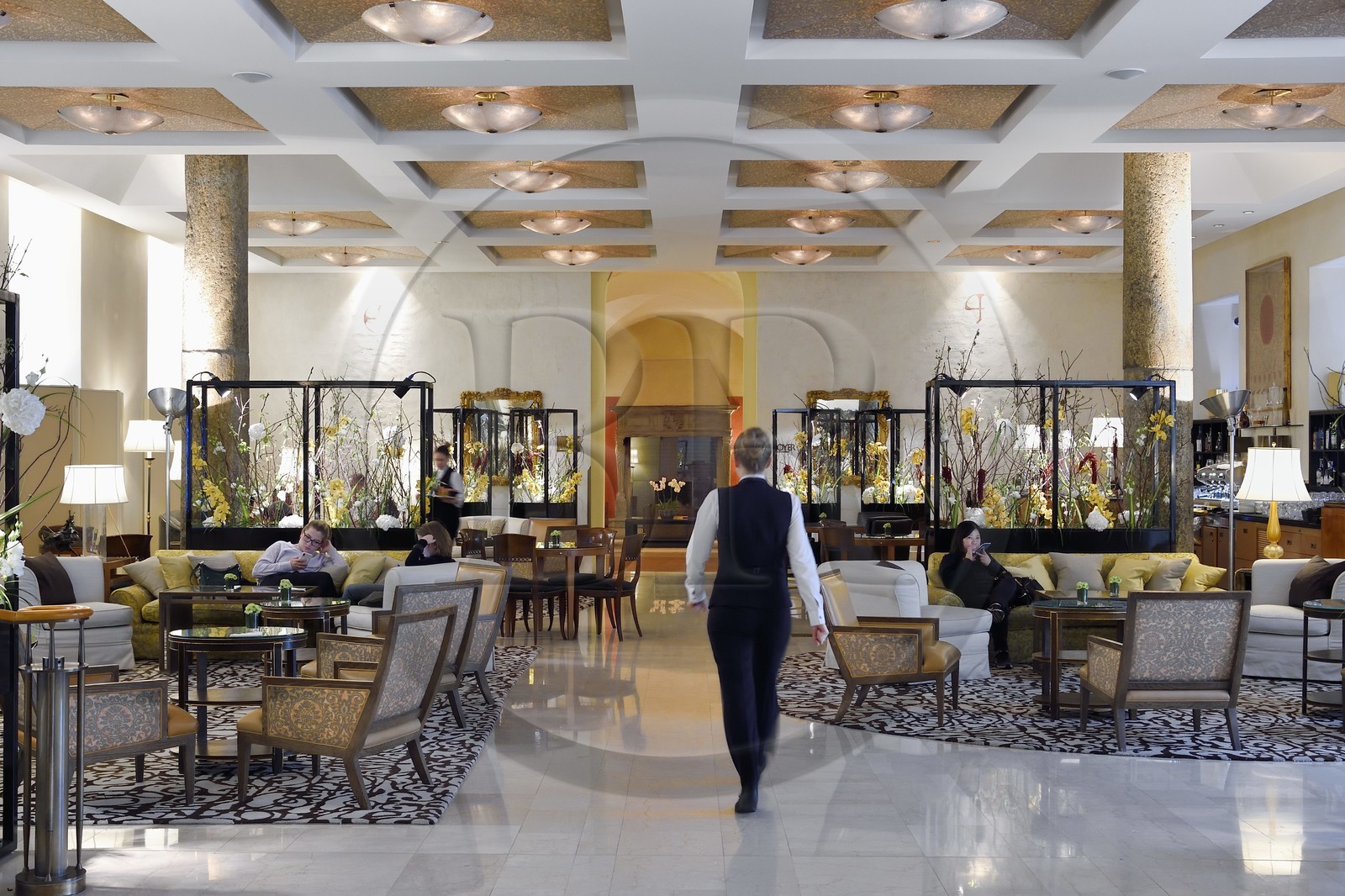 Italie, Lombardie, Milan, Quadrilatère de la Mode (Quadrilatero della moda), lobby du Four Seasons Hotel Milano