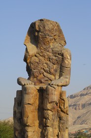 Egypte, Haute Egypte, vallée du Nil, environs de Louxor, nécropole thébaine classée Patrimoine Mondial de l'UNESCO, Thèbes Ouest, les colosses de Memnon