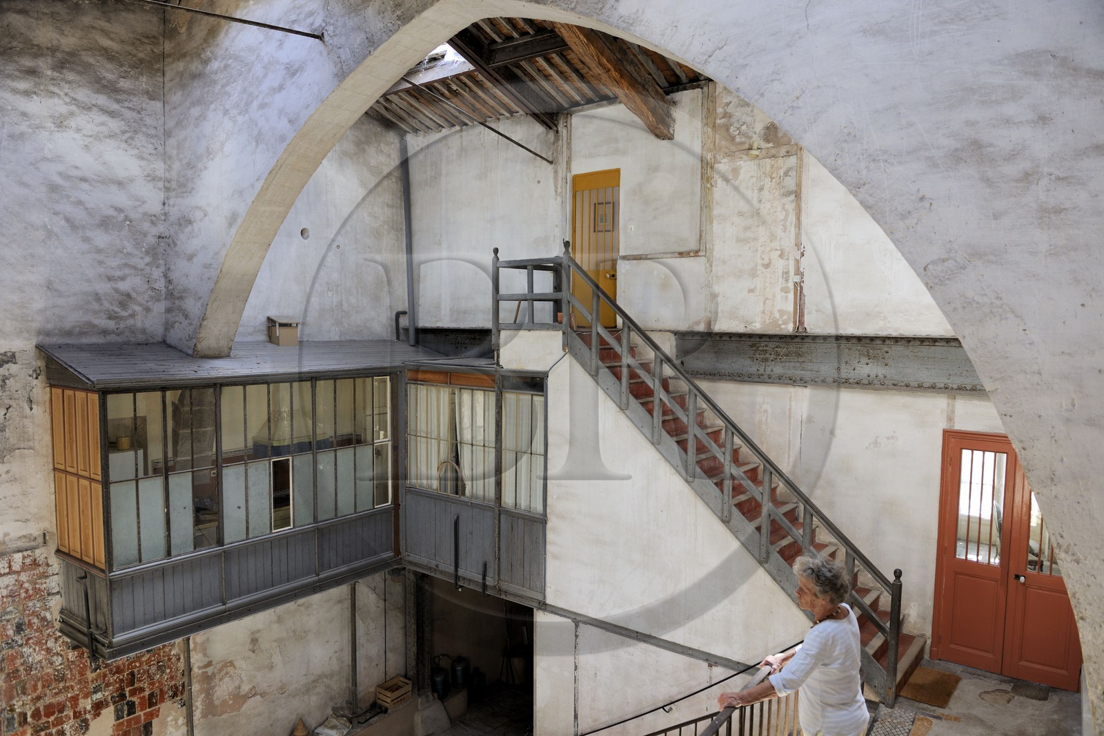 France, Hérault (34), Villeneuvette, ancienne manufacture royale, ancienne entrée principale de l'usine