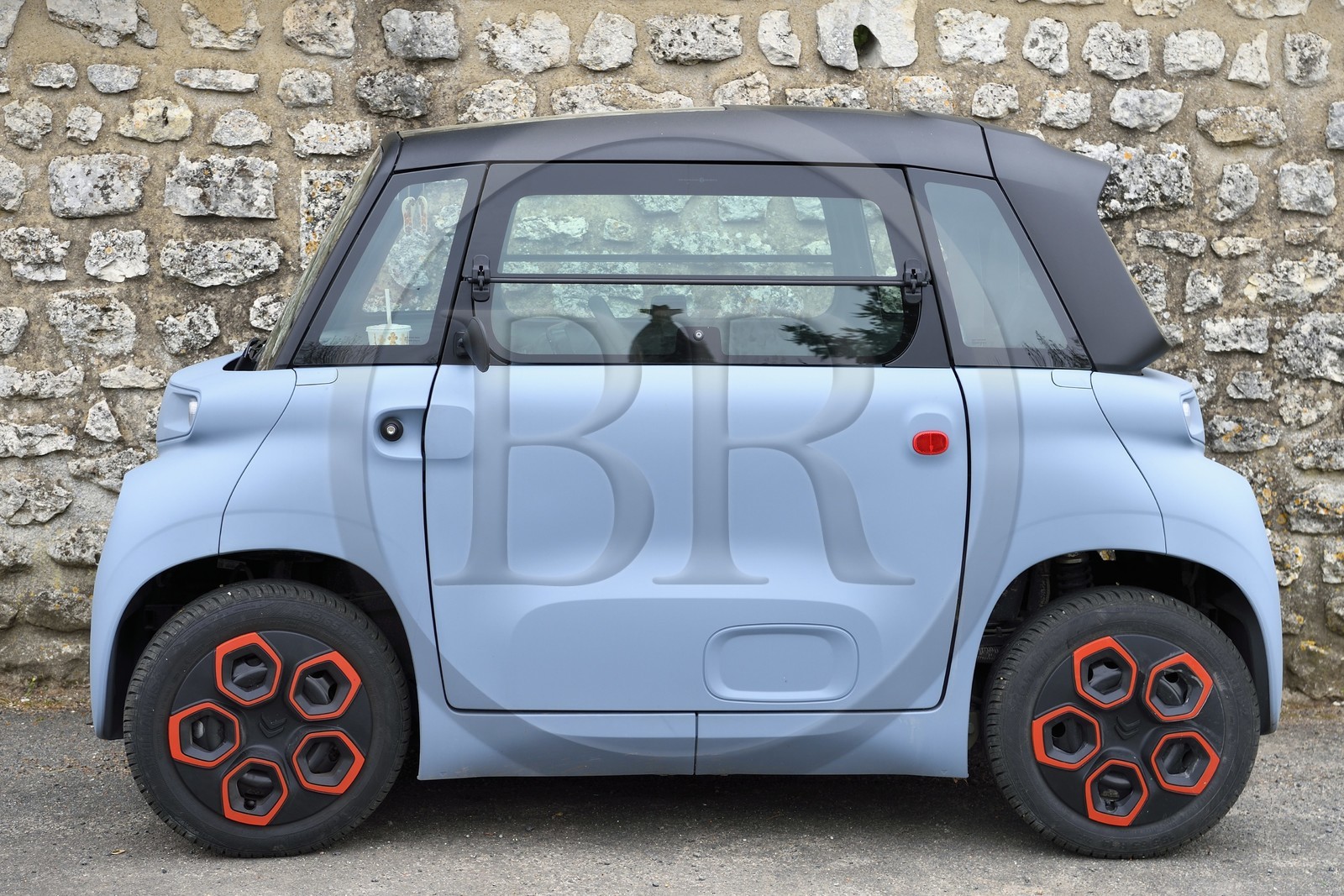 France, Charente (16), Pranzac, Citroën AMI la voiture électrique sans permis