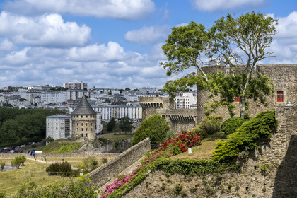 France, Finistère, Brest, the castle which houses the national maritime museum and the Tour de la Motte-Tanguy in the background