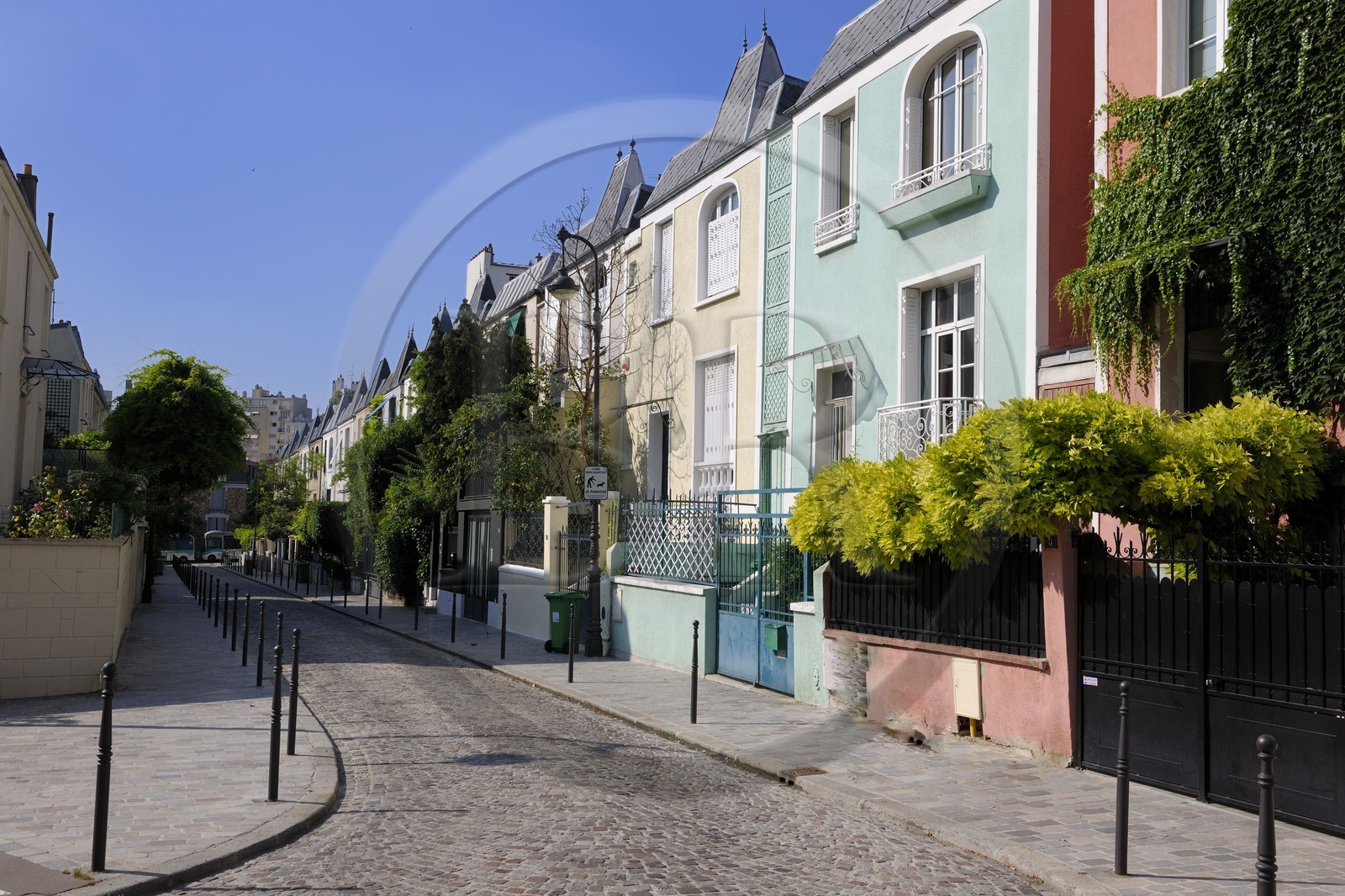 France, Paris (75), quartier de la Butte-aux-Cailles, maisonnettes à l'anglaise de 1921 rue Delafoy (Dieulafoy)
