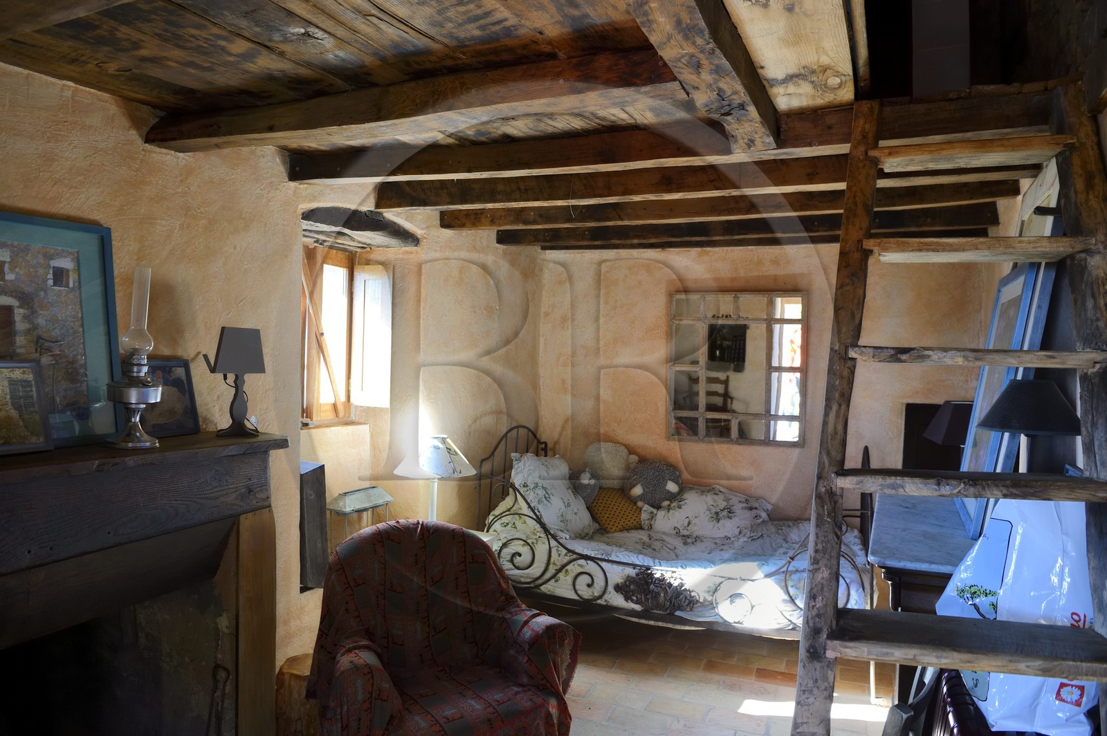 France, Corse-du-Sud (2A), région de Cargèse, ancienne maison paysanne à Rondulinu