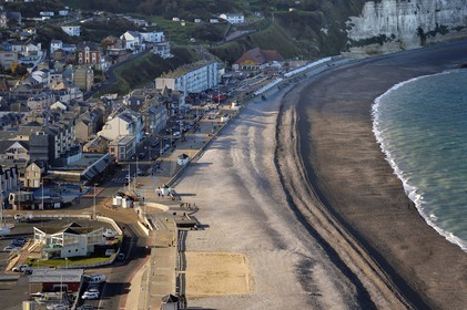 France, Seine Maritime, Pays de Caux, Cote d'Albatre, Fecamp, the seafront and the pebble beach