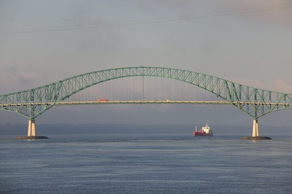 Canada, province de Québec, le pont sur le fleuve Saint-Laurent à Trois-Rivières