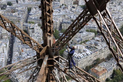 France, Paris (75), Edouard Saunier peintre de la Tour Eiffel