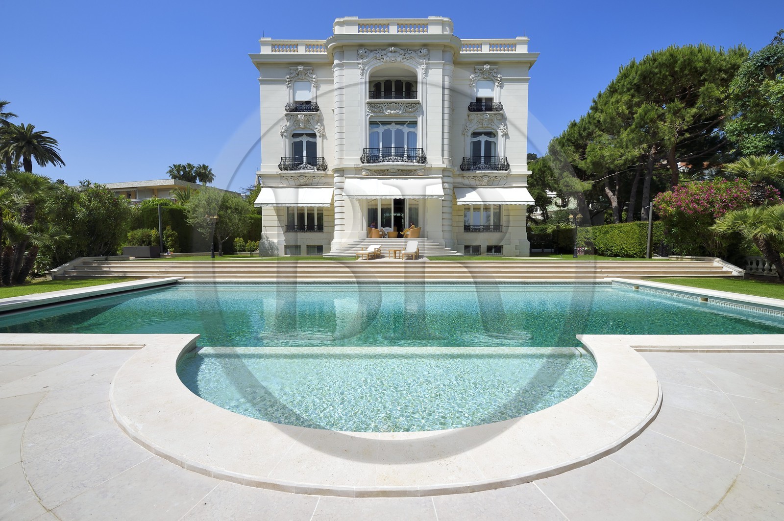 France, Alpes-Maritimes (06), Cannes, la villa La Californie où vécu Pablo Picasso, aujourd'hui renommé le Pavillon de Flore par Marina Picasso