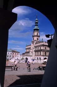 Poland, Lublin district, Renaissance city of Zamosc (Unesco World Heritage Site), the town hall on the arcades of the Market Square