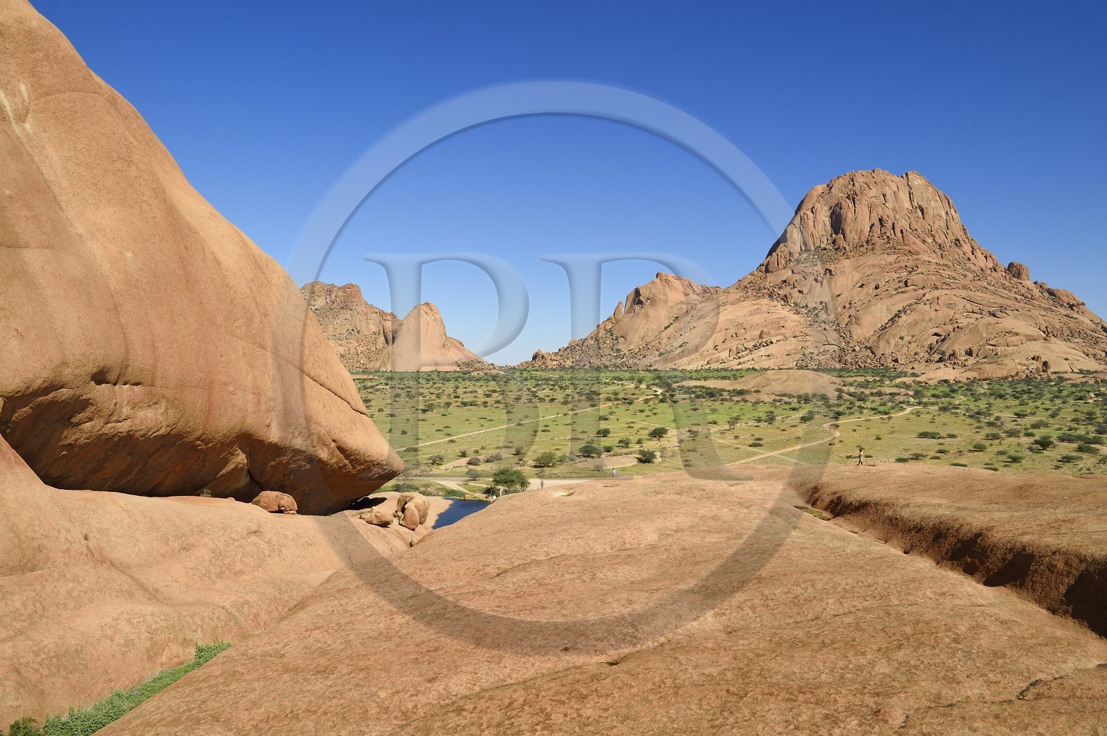 Namibia, Erongo region, Damaraland, the Little Spitzkoppe or Spitzkop (1784 m), granite mountain in the Namib Desert