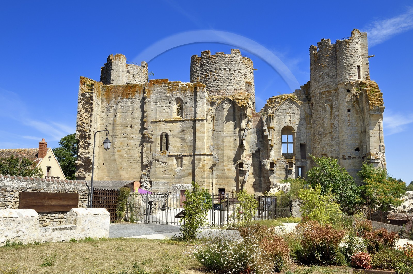 France, Allier (03), ancienne province du Bourbonnais, chateau de Bourbon-l'Archambault du XIIIe siècle