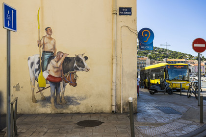 France, Hérault (34), Sète, fresque murale qui fait parti du MACO - Musée à ciel ouvert, peinture murale réalisée par l'artiste Philippe Hérard rue Pierre Semard