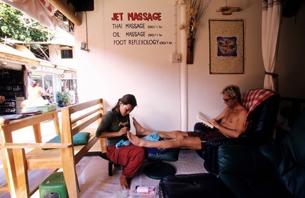 Thailand, Samui islands archipelago, Koh Pha-Ngan island, massage and plantar care at Had Rin