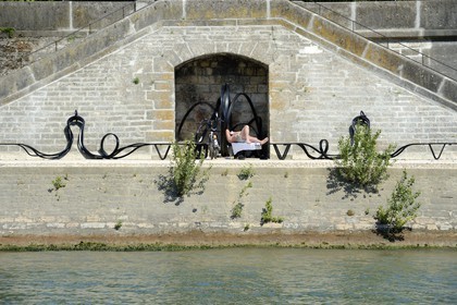 France, Rhone, Lyon, La Croix Rousse District, development project Rives de Saone (banks of the Saone river), Knotting work of Pablo Reinoso