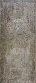 France, Paris (75), Musée de Cluny - Musée national du Moyen-Age, dalle funéraire de Jean de Mallet (+1333) moine de l'abbaye de Poblet en Catalogne, provient de l'église des Bernardins à Paris