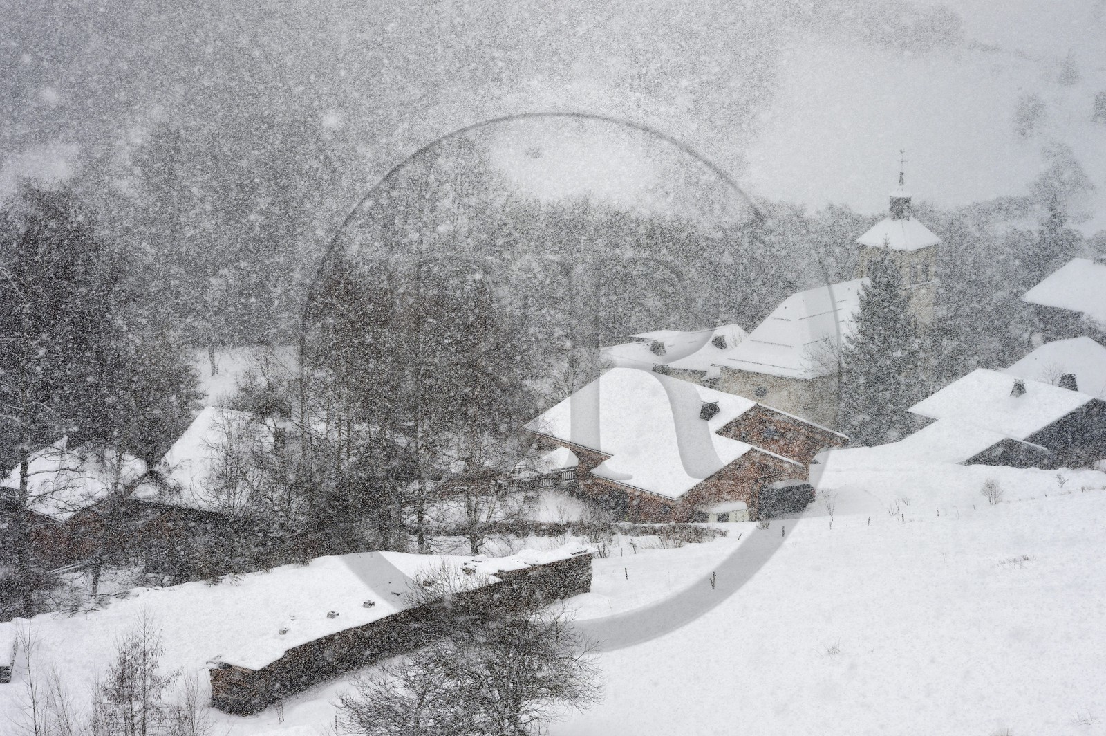 France, Haute-Savoie (74), station de ski Les Carroz d'Arâches, village d'Arâches-la-Frasse