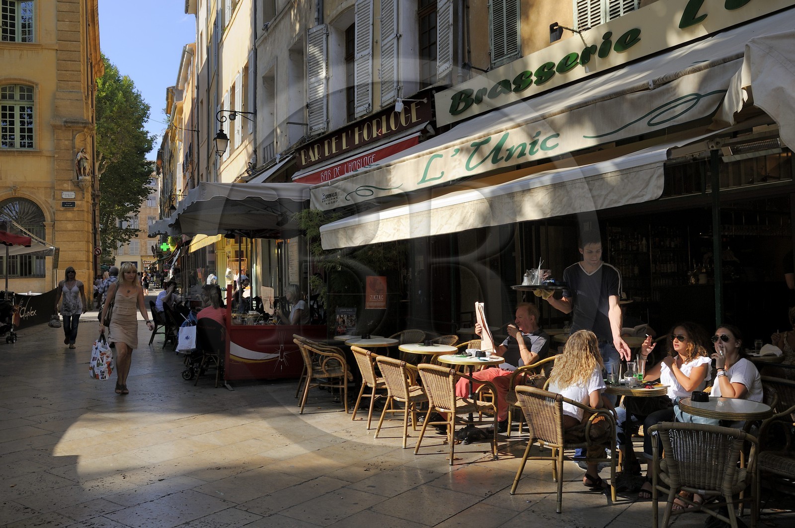 France, Bouches-du-Rhone, Aix-en-Provence, the Place Richelme, Cafe terrace