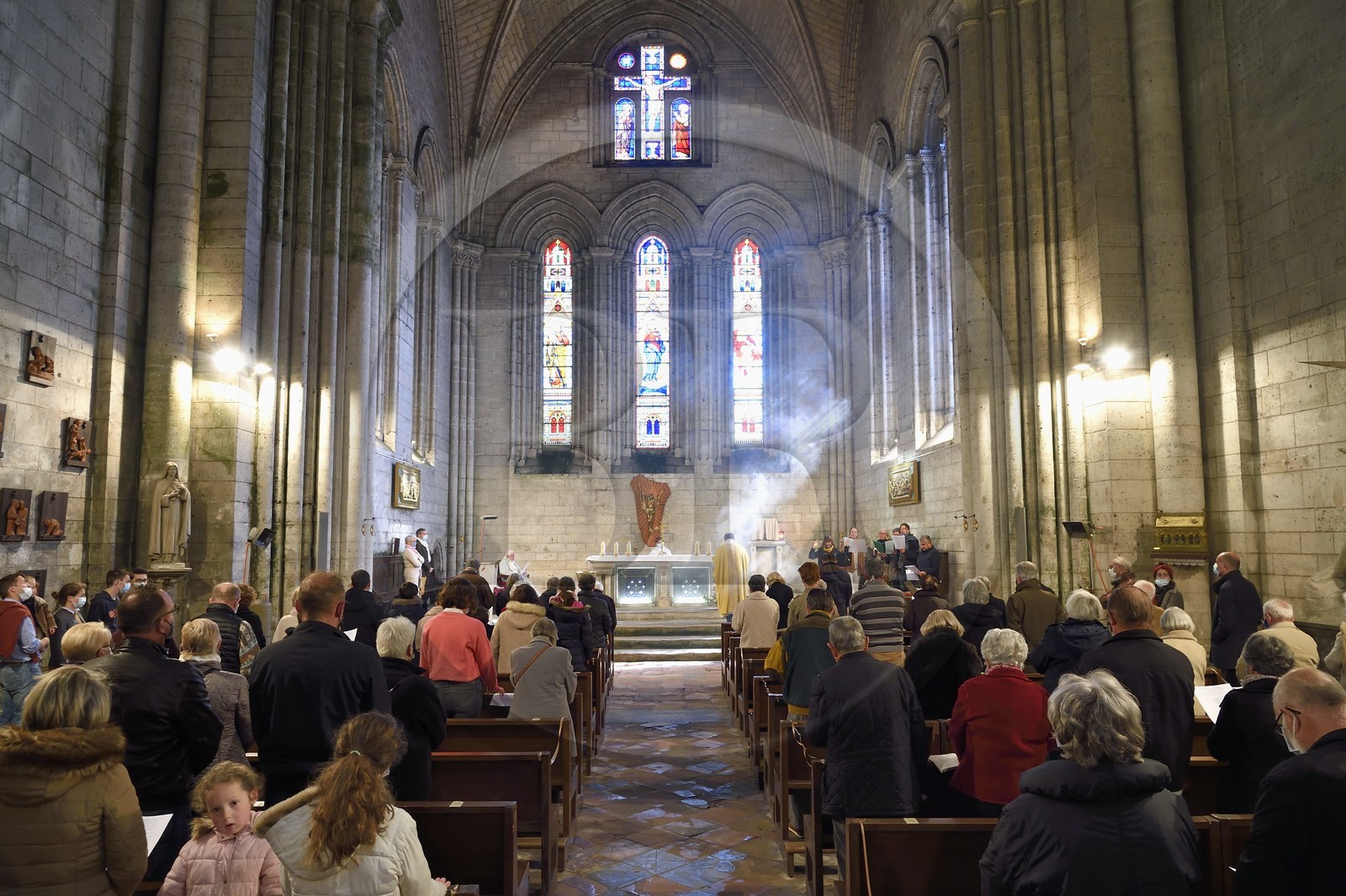 France, Dordogne (24), Brantôme, l'abbaye bénédictine Saint-Pierre de Brantôme, messe dominicale dans l'ancienne église abbatiale