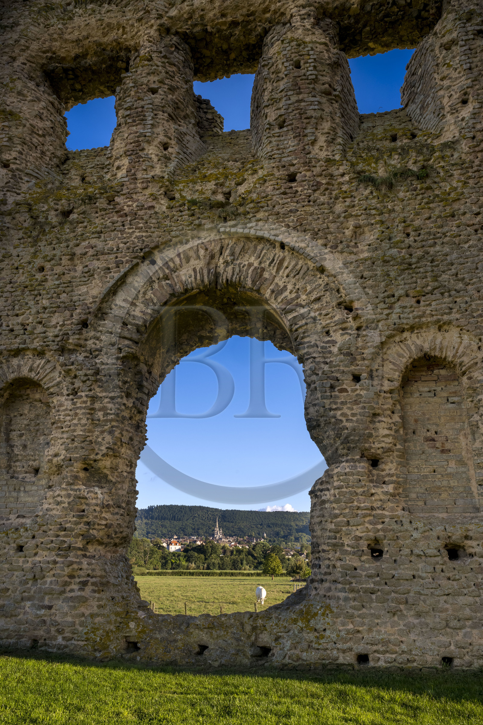 France, Saône-et-Loire (71), Autun, le temple gallo-romain dit de Janus dont la première construction remonte à l’époque gauloise au IIIe siècle av. JC