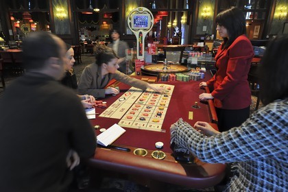 France, Calvados (14), Pays d'Auge, Deauville, le Casino, table de Roulette anglaise