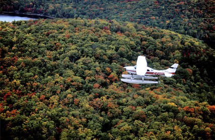 Canada, Quebec Province, overfly in seaplane of the national park of Mauricie (aerial view)