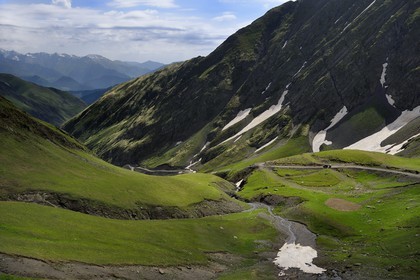 Georgia, Kakheti, Tusheti National Park, the spectacular track connecting Telavi to Omalo at the Abano Pass (2826 metres)