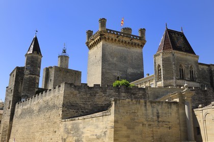 France, Gard (30), Uzès, classée ville d'art et d'histoire, château Ducal dit le Duché d'Uzès, classé monument historique, la Tour Bermonde