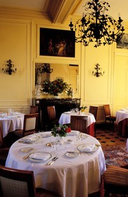 France, Marne, château d'Etoges, Hotel restaurant