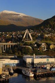 Norway, Troms County, Tromso, the Arctic Cathedral and Tromsdalstind Mount (1238 m) in the background